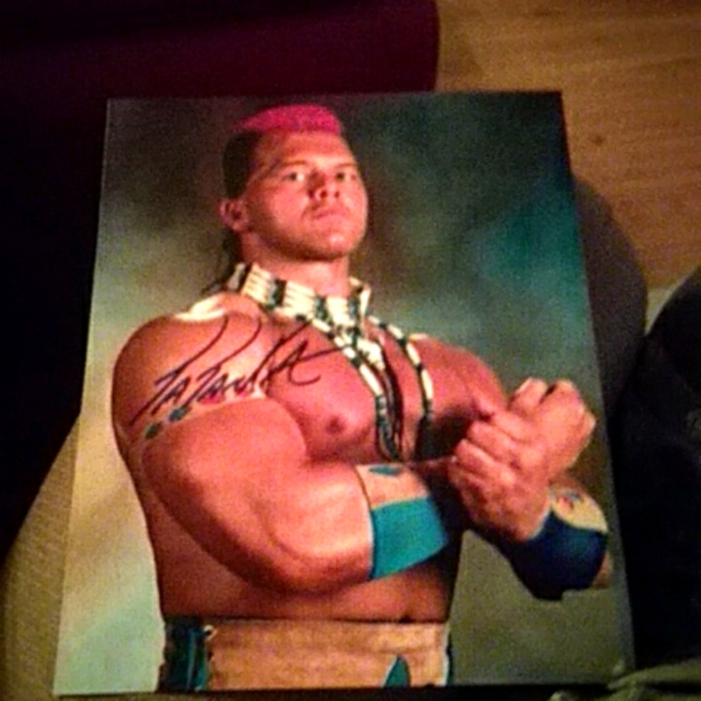 Autographed Tatanka Colour Photo 8x10